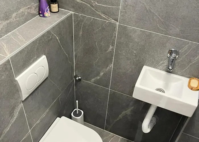 Apartment Parliament